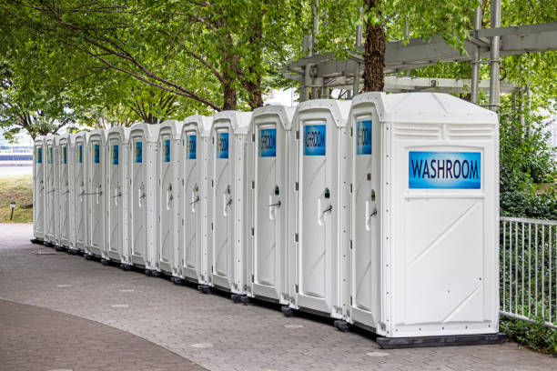 Best Porta potty delivery and setup  in Willowbrook, CA